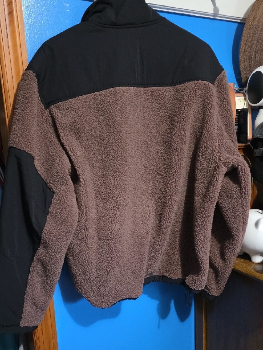 SKIMS Teddy Zip Pullover in Brown & Black - Picture 3 of 3
